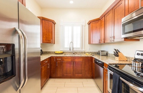 Downtown House | *SWEET HOME ANGELITA @ OLD TOWN* Renovated Home Off Duval + LAST KEY SERVICES