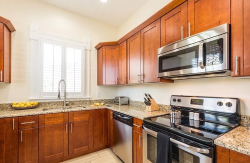 Downtown House | *SWEET HOME ANGELITA @ OLD TOWN* Renovated Home Off Duval + LAST KEY SERVICES