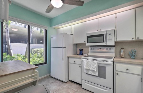 Palma del Mar Condo | Sweet Snowbird Escape ~ 2 Mi to St Pete Beach