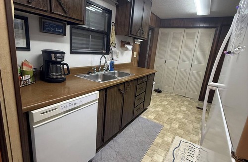 Sylva Cottage | “Sweet Tea Sunday”-It’s more than a stay-a feeling. Easy access 15 mins to WCU