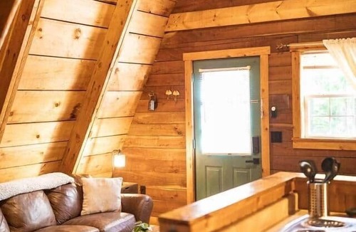Slade House | Tail End | Outdoor Hot Tub