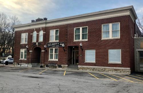 Bardstown Bed & Breakfast | Talbott Tavern and Inn