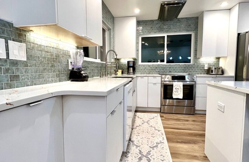 Telogia House | Tallahassee Lake Talquin High-End Modern Style Open Light