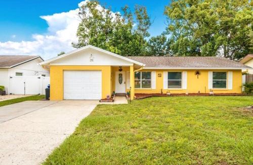 Lake Magdalene House | Tampa Oasis with Heated Pool & Family Comforts
