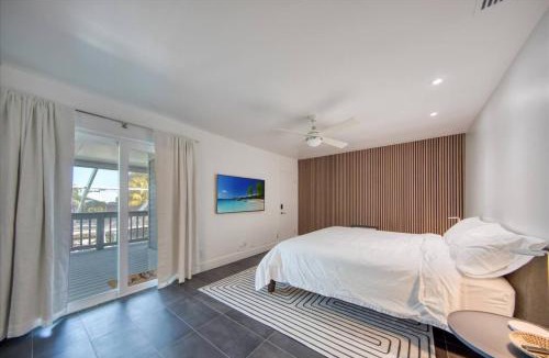 Bay Crest Park House | Tampa Waterfront 3BR w Pool Dock DanderFree