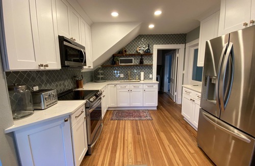 Tarpon Springs House | Tarpon House - Center Street
