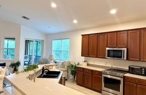 Hammock Bay Condo | Tee by the Sea-Hammock Bay Condo w/Marco Marriott Beach Club & Golf Privileges