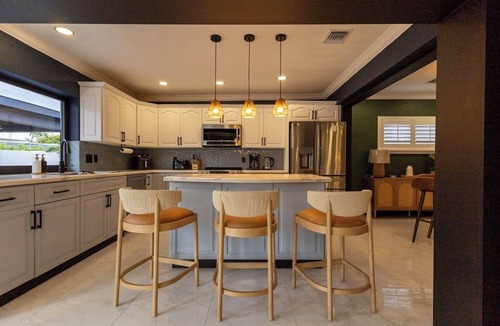 Westchester House | Terramar Villa- Luxury near Doral & MIA