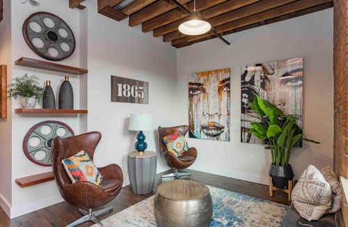 Nashville Apartment | The 1865 Nashville Experience With Speakeasy, Pool & Parking