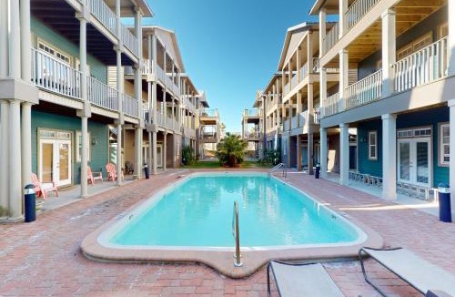 Crescent Beach House | The Beach Walk
