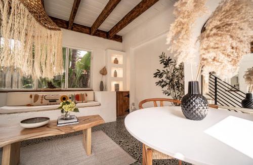 South Middle River Villa | The Boho Villa