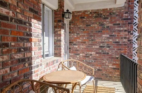 Columbia Apartment | The Botanical Suite