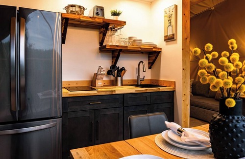 Pikeville House | The Canyon at Pond Creek