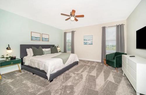 Four Corners House | The Captivating Cottage 6 bedrooms of pure delight