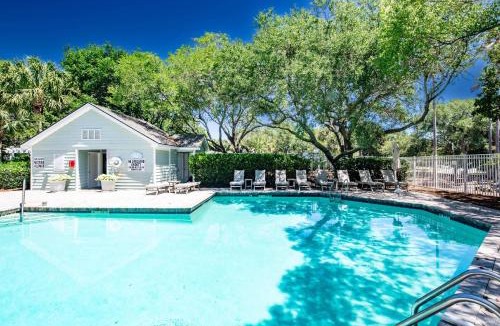 Pelican Bay House | The Coastal Cottage