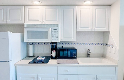 Ortona Park Apartment | The Coastal | Ocean Views | 12th Floor Studio