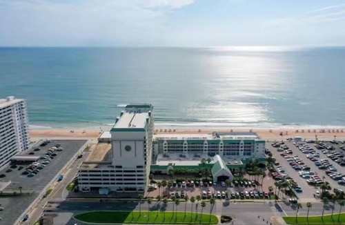 Ortona Park Apartment | The Coastal | Ocean Views | 12th Floor Studio