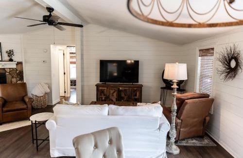 Dahlonega House | The Cottage at Cardinal Hill