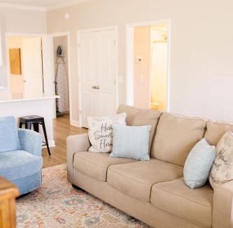 Midland City House | The Cottages 2BR 2BA Dothan Pool Dog Park Pickle Ball Gym