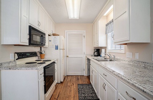 Cherry Grove Beach House | The Cotton Patch in Cherry Grove: Walking Distance to Beach! Private Pool!