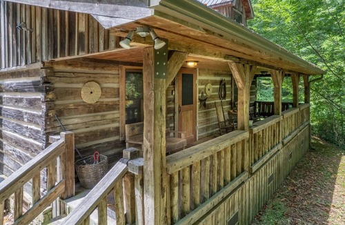Bryson City Cabin | The Cullisia: Historic 2BR Gem with Modern Amenities