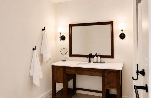Dillard Hotel | The Dillard House