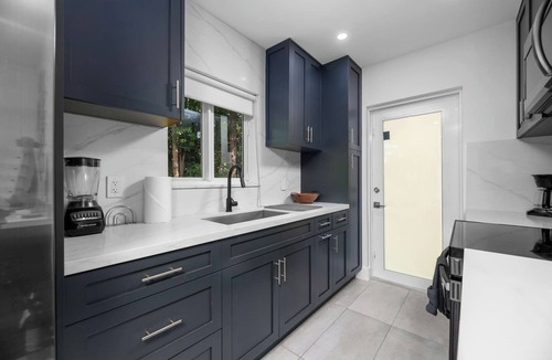 Croissant Park Apartment | The Downtown Retreat #1