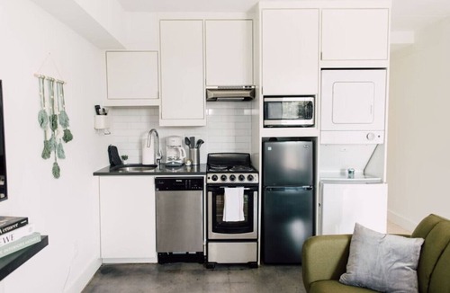 Virginia Highland Apartment | The Ella – Walk to Ponce City Market Atlanta
