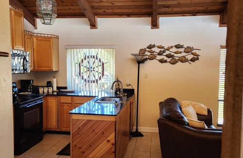 Le Barons Of Titusville Apartment | The Fly Fish Flat
