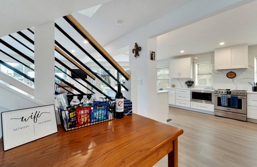 Old Seminole Heights House | The Hideaway - 3 Bed/3.5 Bath on water in Tampa Bay