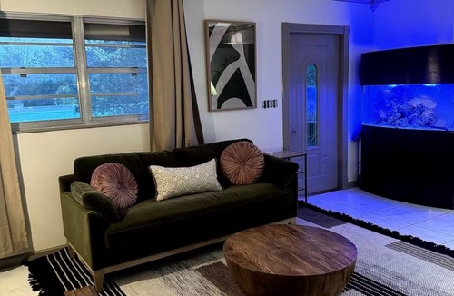Stuart House | The Hideaway Haven