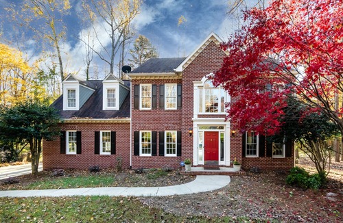 Prosperity Church Road House | The Hogwarts House Of CLT