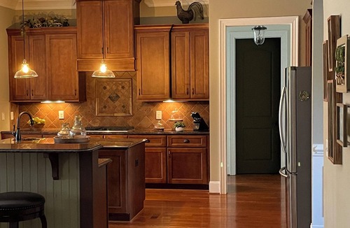 Summerfield House | The Jasper - Experience Elevated Luxury