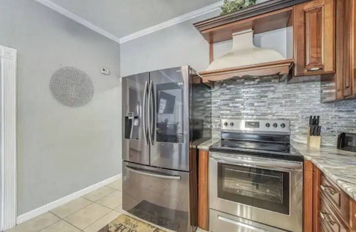 East Ybor House | The Jewel of Ybor, a 3 Bedroom Bungalow