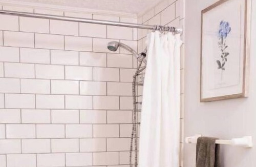 Gainesville Cottage | The Lake House Cottage