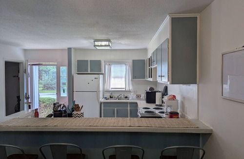 Summerton House | The Lake Marion Refuge