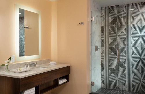 Roanoke Hotel | The Liberty Trust