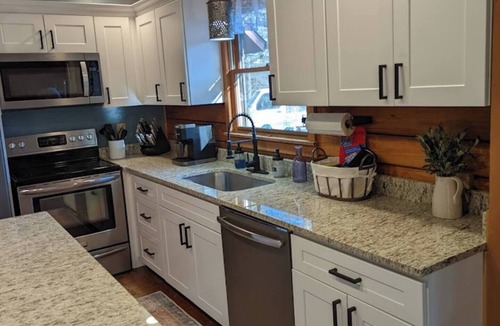 Waynesville Cabin | The Lodge at Hawthorn Haven