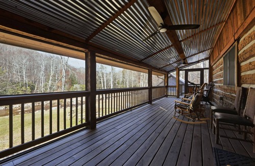Canton Cabin | The Lodge: Riverfront Log Home in Blue Ridge Mtns