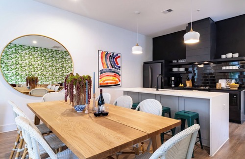 Germantown Apartment | The Magnolia #2 by AvantStay | Germantown, Balcony