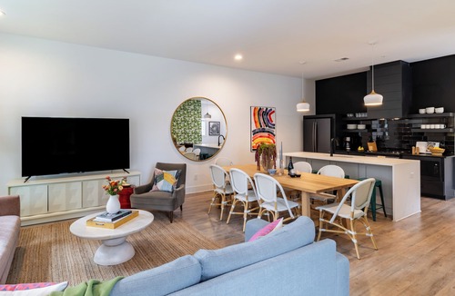 Germantown Apartment | The Magnolia #8 by AvantStay | Downtown + Balcony