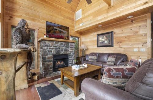 Pigeon Forge House | The Mallard Home