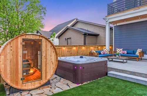 Hope Gardens House | The Morrison - Karaoke Theater Backyard Oasis