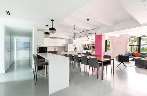 South Beach Apartment | The Netherland 2A I Ocean Drive I MIAMI BEACH OCEAN RENTAL
