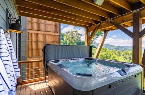Lenoir House | The Overlook at Blue Ridge Mountain Club