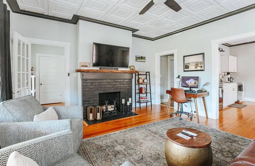 Staunton Apartment | The Overlook: Walk Downtown + City Views