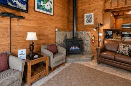 Edray Apartment | The Pacesetter Best Location on the Mountain