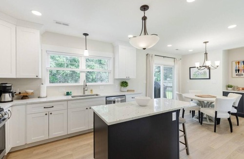 Sans Souci House | The Reedy Retreat- 2BR/2BR