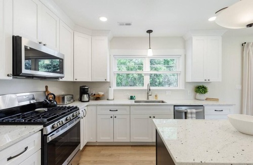 Sans Souci House | The Reedy Retreat- 2BR/2BR