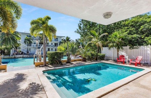 Tavernier House | The Reef House, Waterfront, Oceanside, 70' Dock, Heated Pool and Spa Home